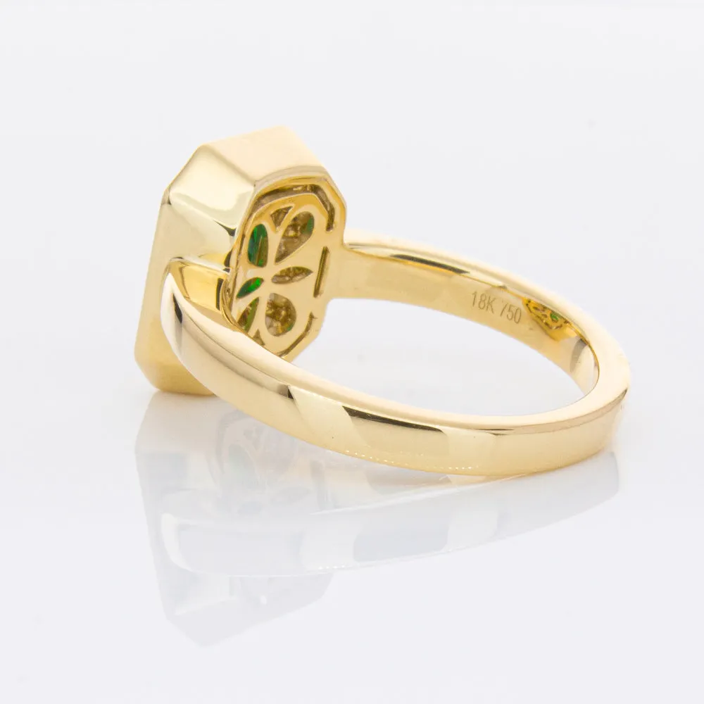 18ct Yellow Gold 1.13ct Emerald & Diamond Ring