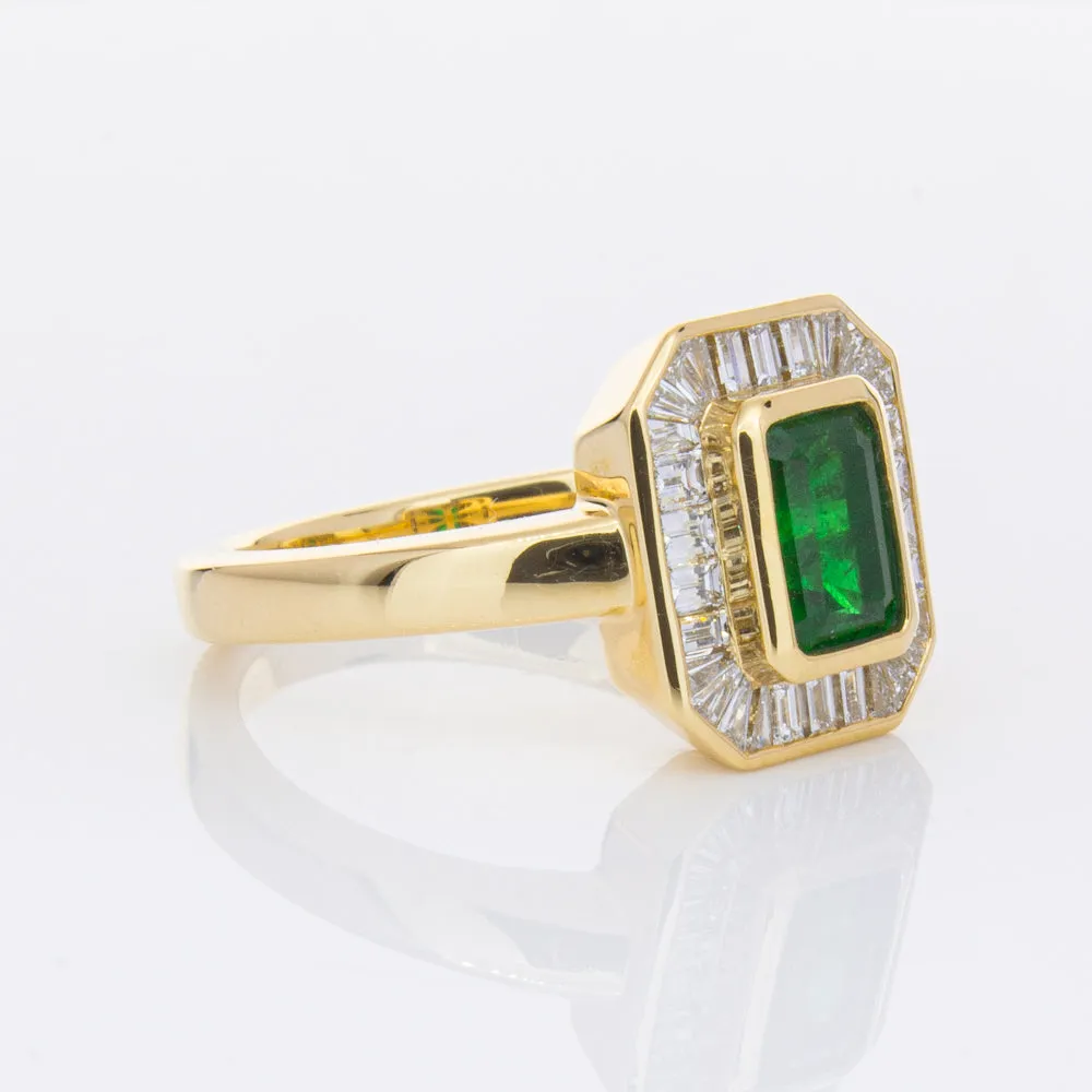 18ct Yellow Gold 1.13ct Emerald & Diamond Ring