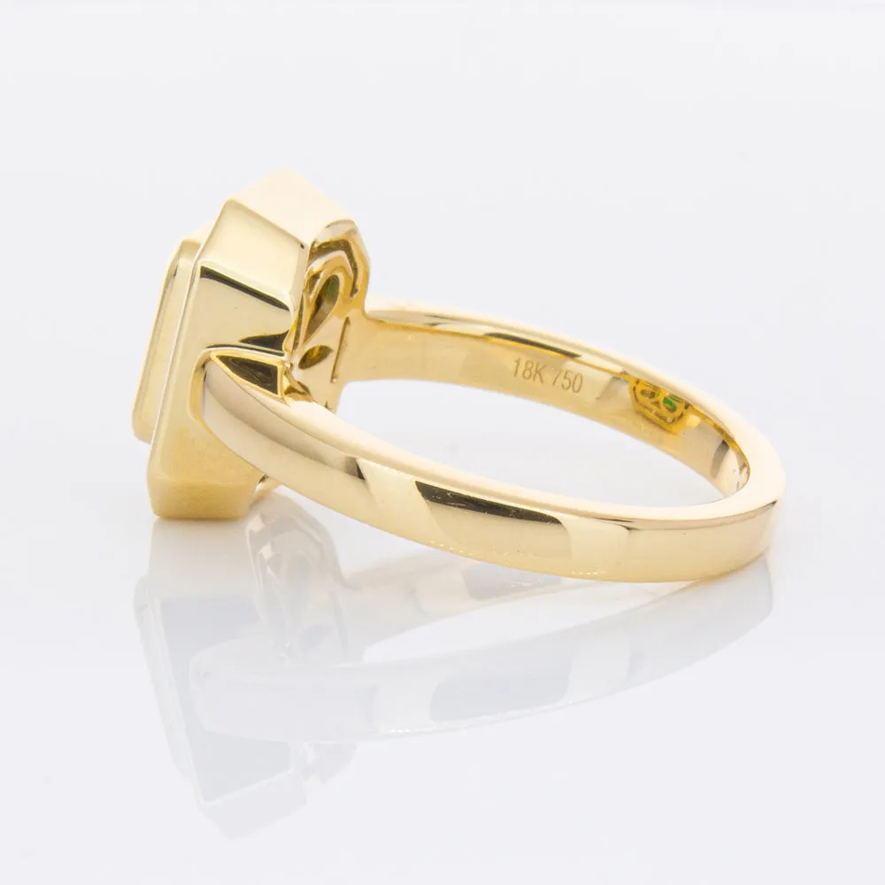 18ct Yellow Gold 1.13ct Emerald & Diamond Ring