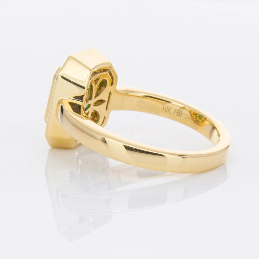 18ct Yellow Gold 1.13ct Emerald & Diamond Ring