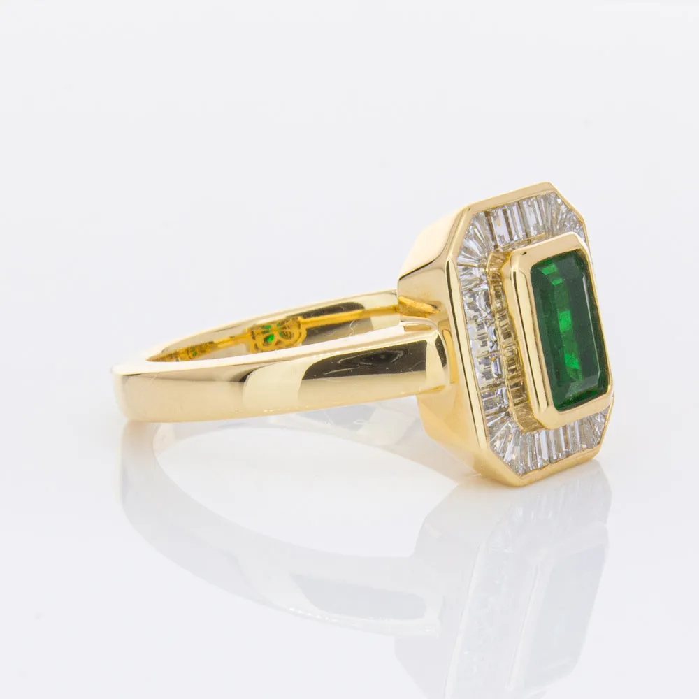 18ct Yellow Gold 1.13ct Emerald & Diamond Ring