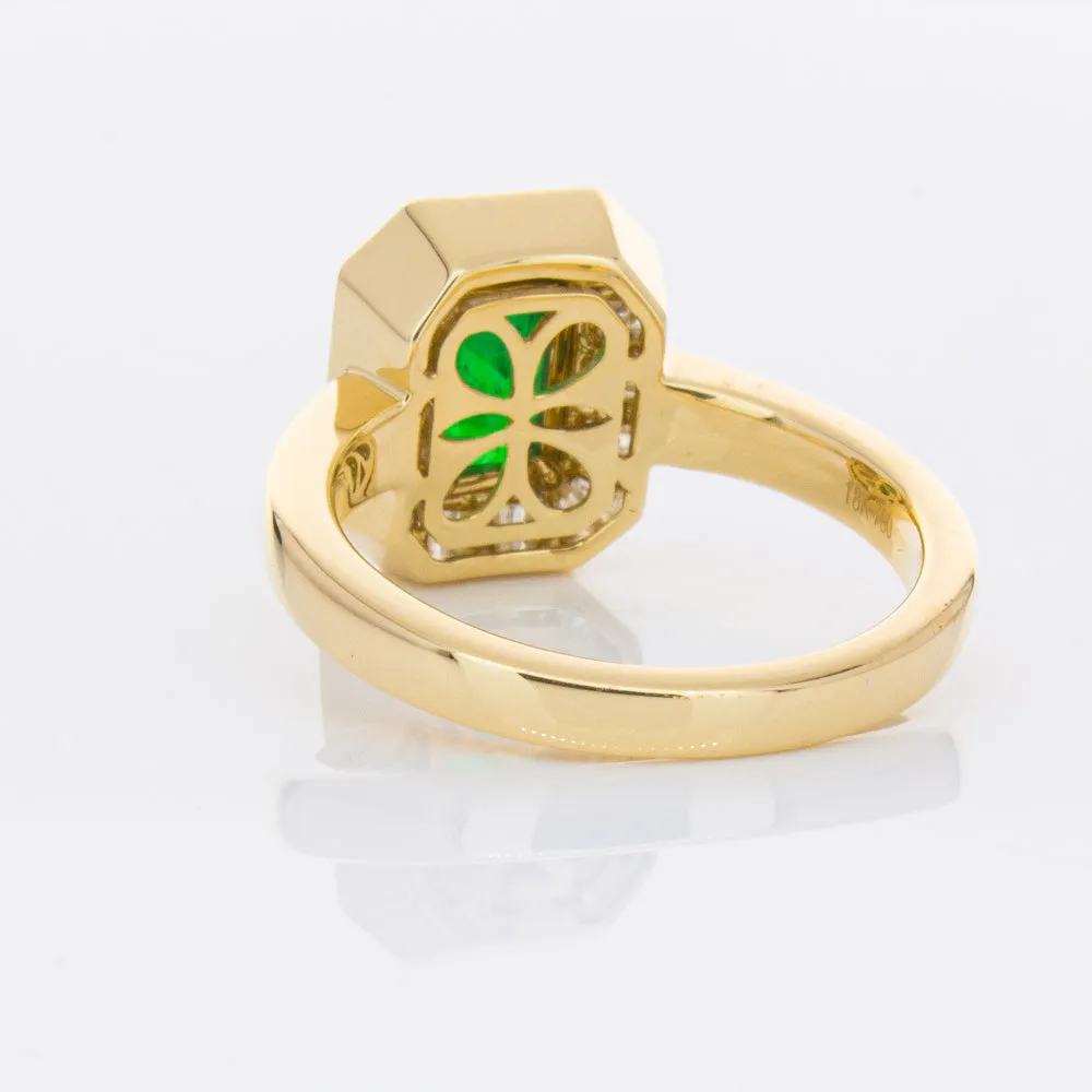18ct Yellow Gold 1.13ct Emerald & Diamond Ring