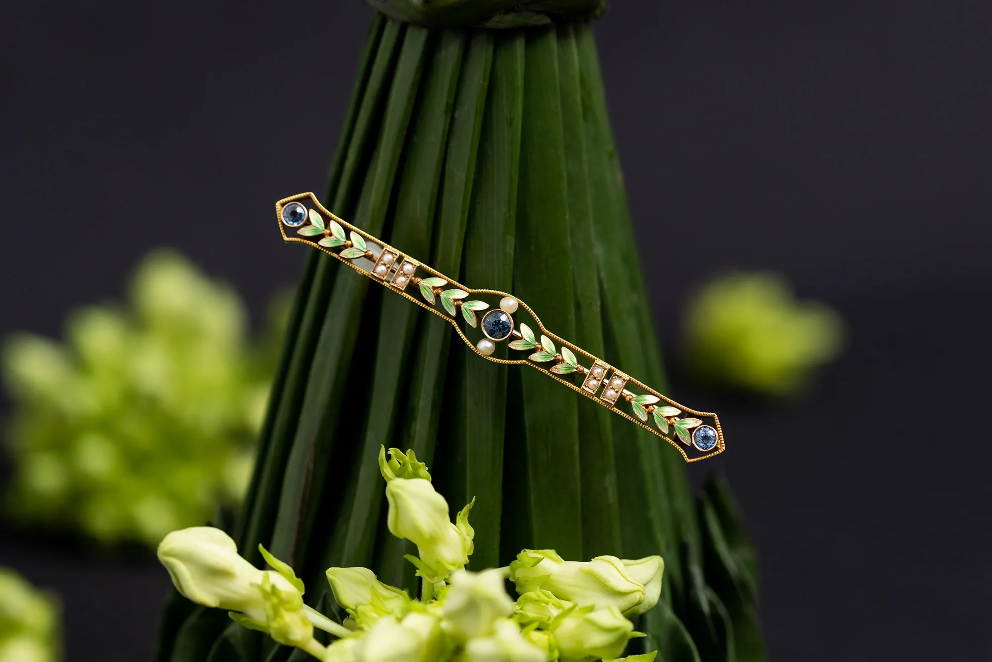 Art Nouveau Brooch with Blue Sapphires