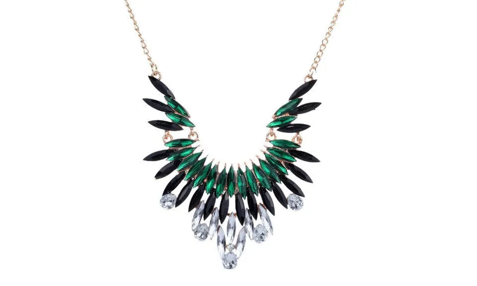 Exquisite Bib Pendant Choker Necklace