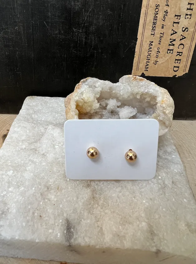 Gene Earrings