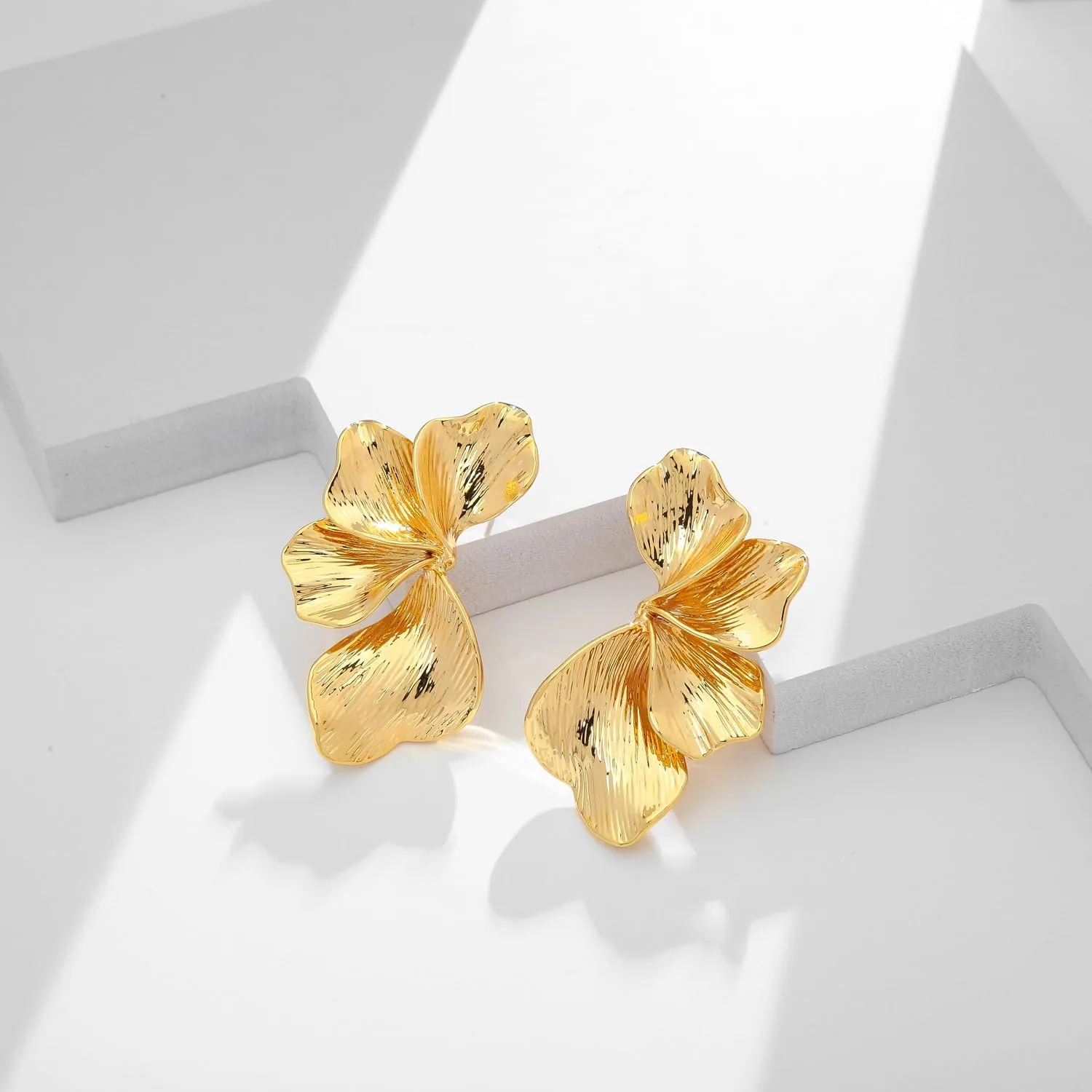 Gold Earrings For Women Gold Leaf Earrings Worn Gold dangle drop Earrings Fashion Jewelry Gift