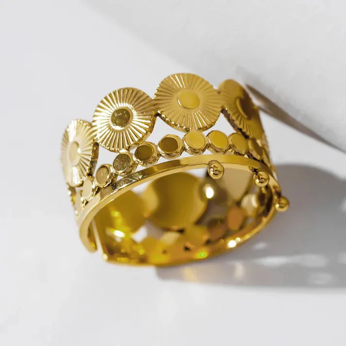 HACKNEY NINE // HIYAS RING