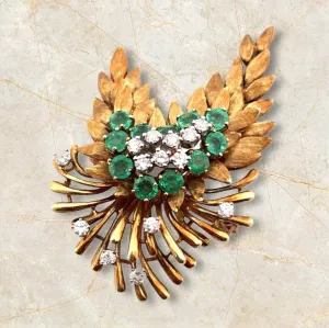Nature's Elegance 18K Yellow Gold Brooch with emeralds and diamonds