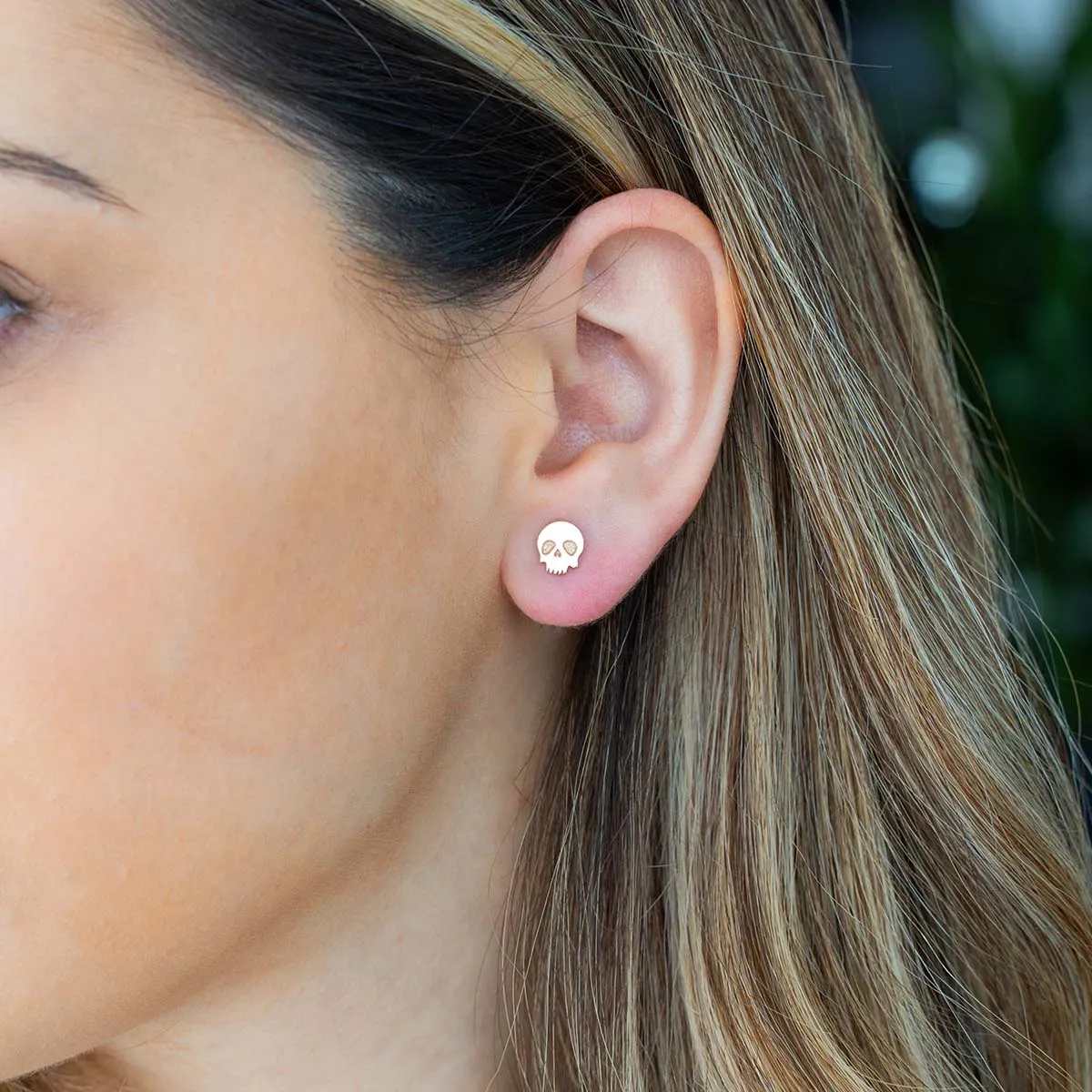 Plain Skull Stud Earrings