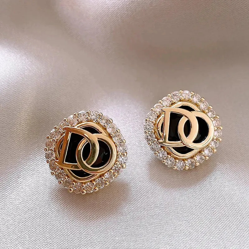 VAIGE Luxurious Black Square Zircon Inlaid Stud Earrings - Exquisite Fashion Jewelry with Geometric Design in Copper Alloy